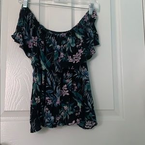 American Eagle off the shoulder top